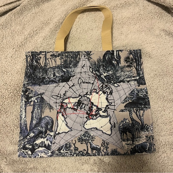 Dior Beauty Limited Edition Around the World Book Tote Bag NEW never used - Picture 1 of 5